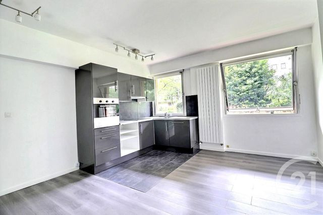 Appartement F2 à vendre - 2 pièces - 37.0 m2 - LES LILAS - 93 - ILE-DE-FRANCE - Century 21 Ricard Immobilier